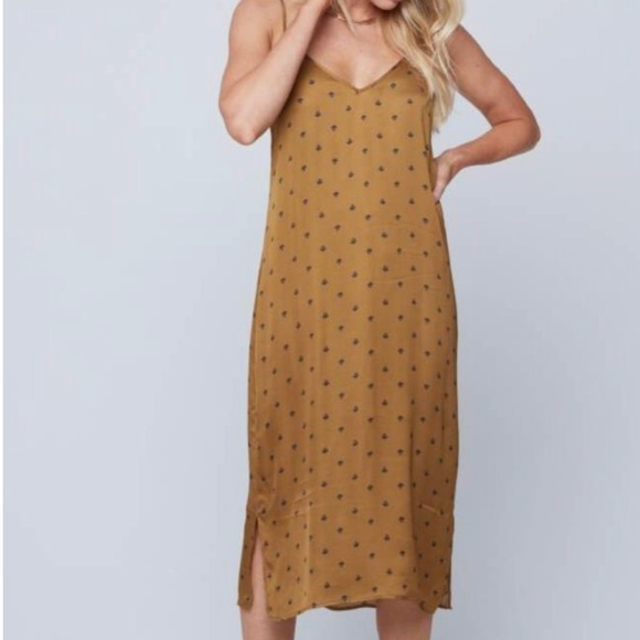 Knot Sisters Sunday Slip Dress - Picture 1 of 8